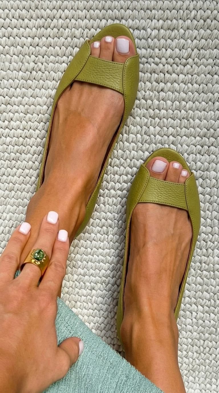 Light Green / 43