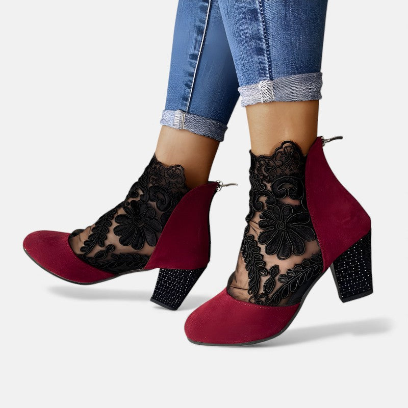 Red / 9