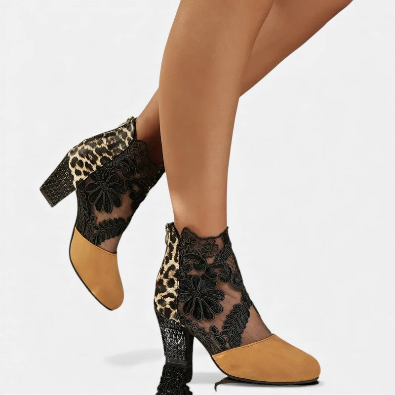 Beige Leopard / 9