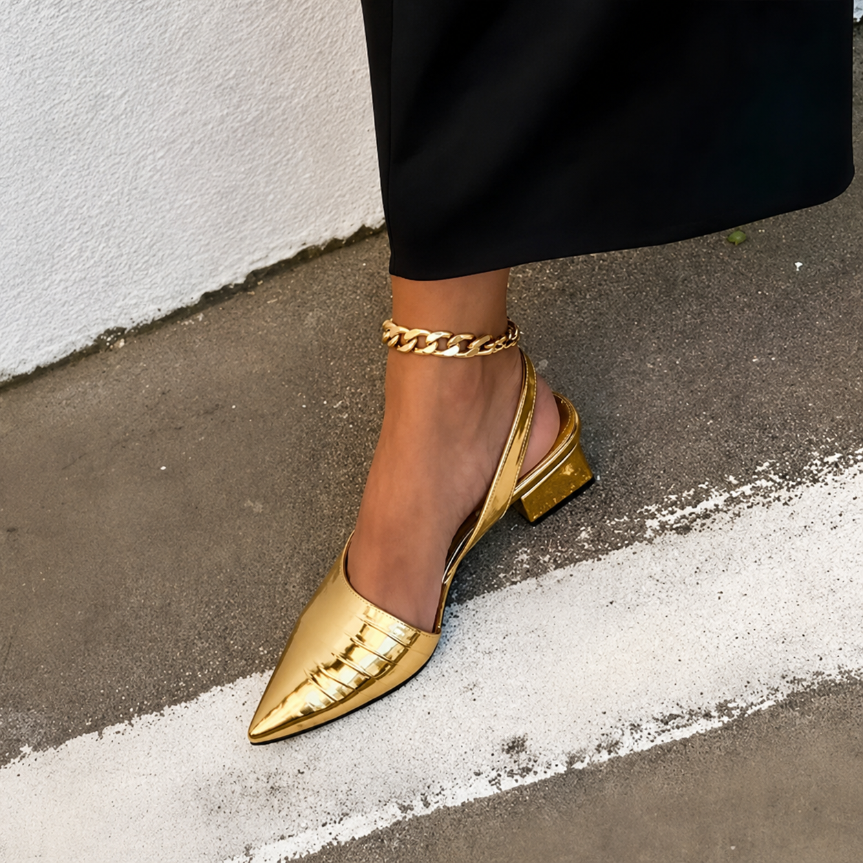 Gold / 13